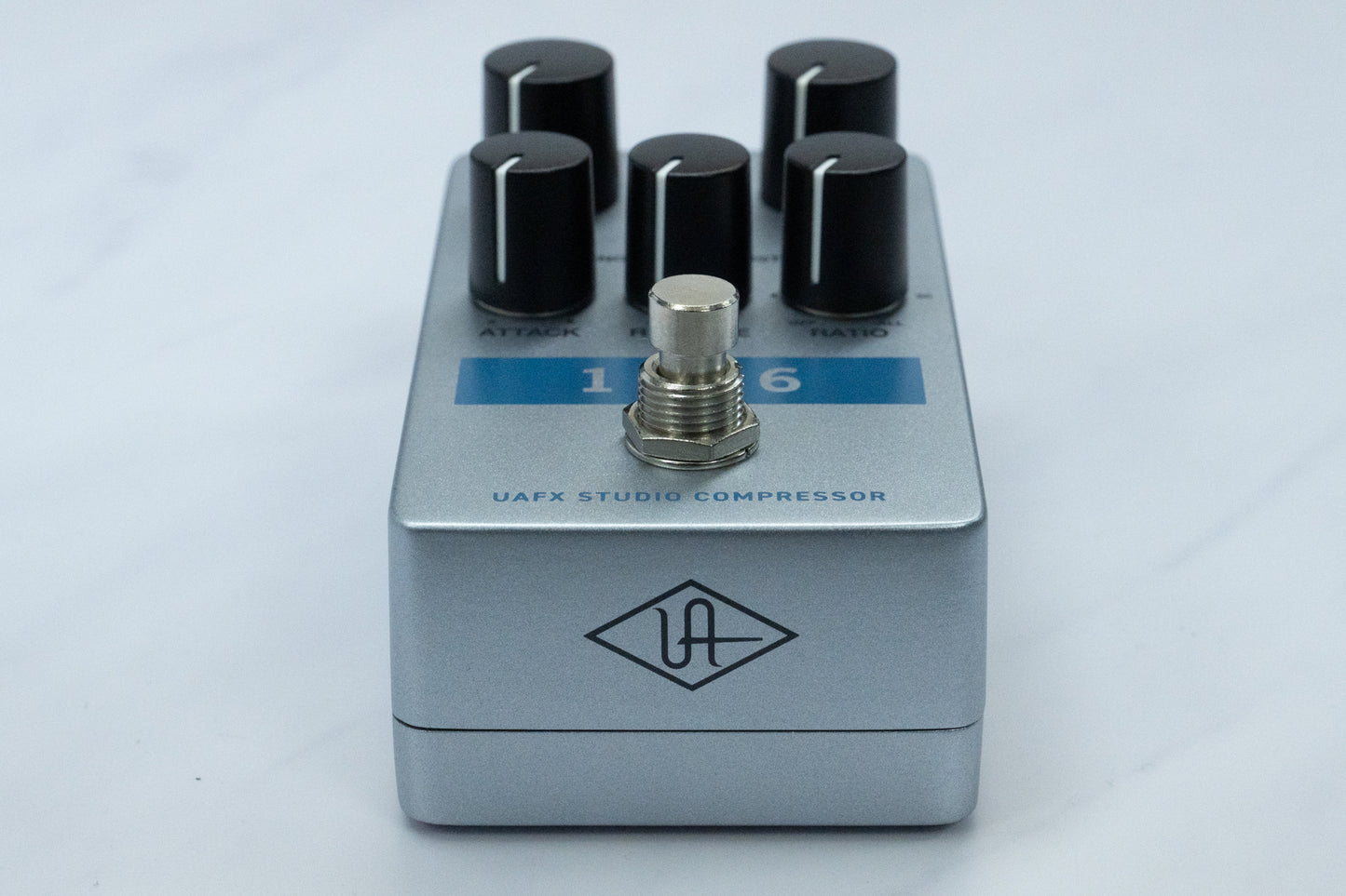 【used】Universal Audio / UAFX 1176 Studio Compressor【GIB Yokohama】
