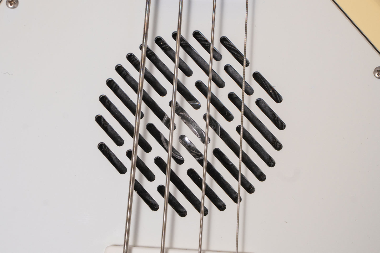 【used】VOX / APACHE II Bass White 3.815kg #Y1203883【GIB Yokohama】