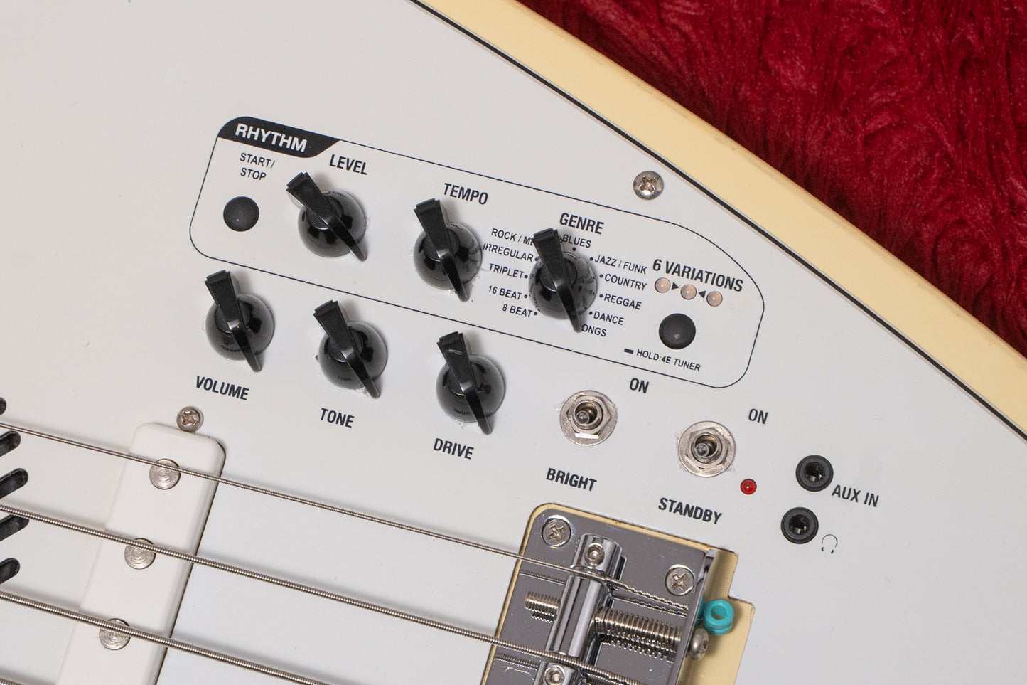 【used】VOX / APACHE II Bass White 3.815kg #Y1203883【GIB Yokohama】