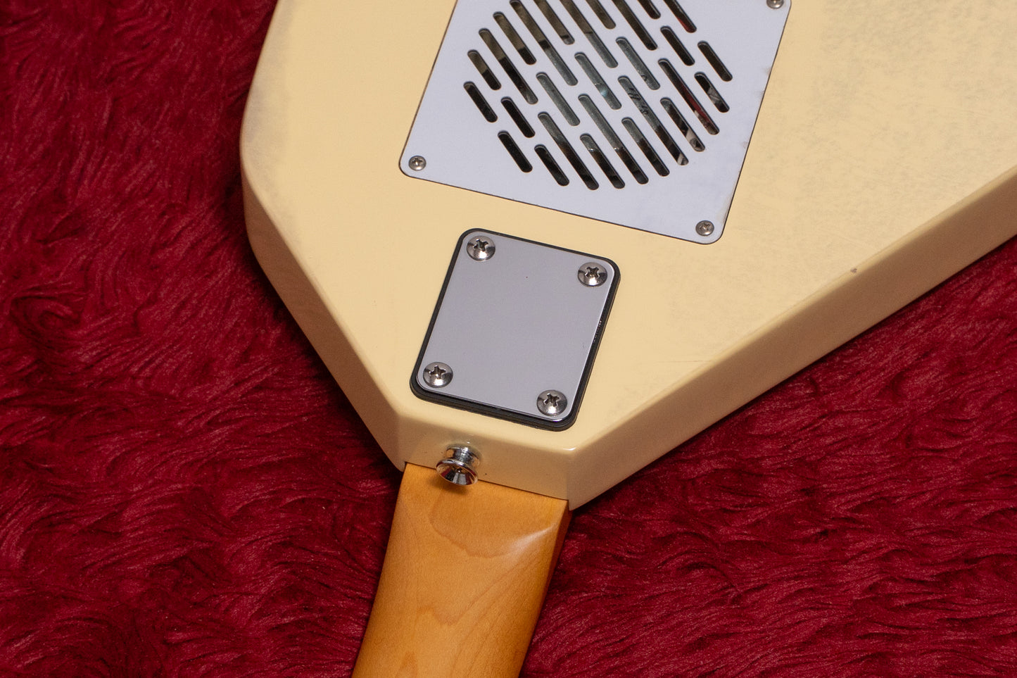 【used】VOX / APACHE II Bass White 3.815kg #Y1203883【GIB Yokohama】