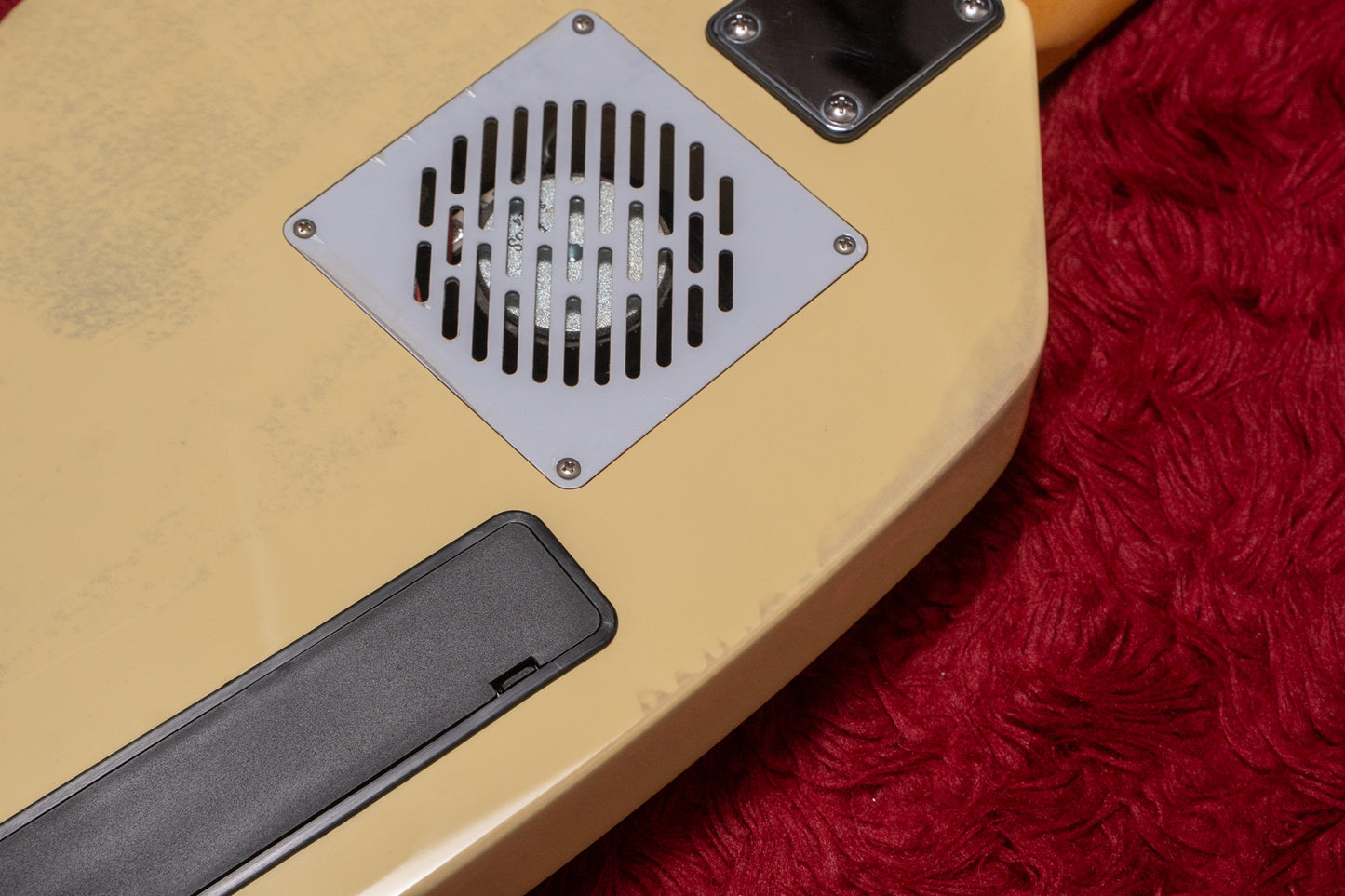 【used】VOX / APACHE II Bass White 3.815kg #Y1203883【GIB Yokohama】