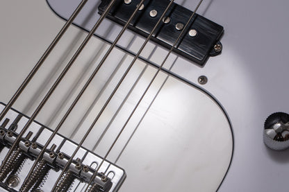 【used】woofy basses / ONE series Woo5 White 4.080kg【GIB Yokohama】