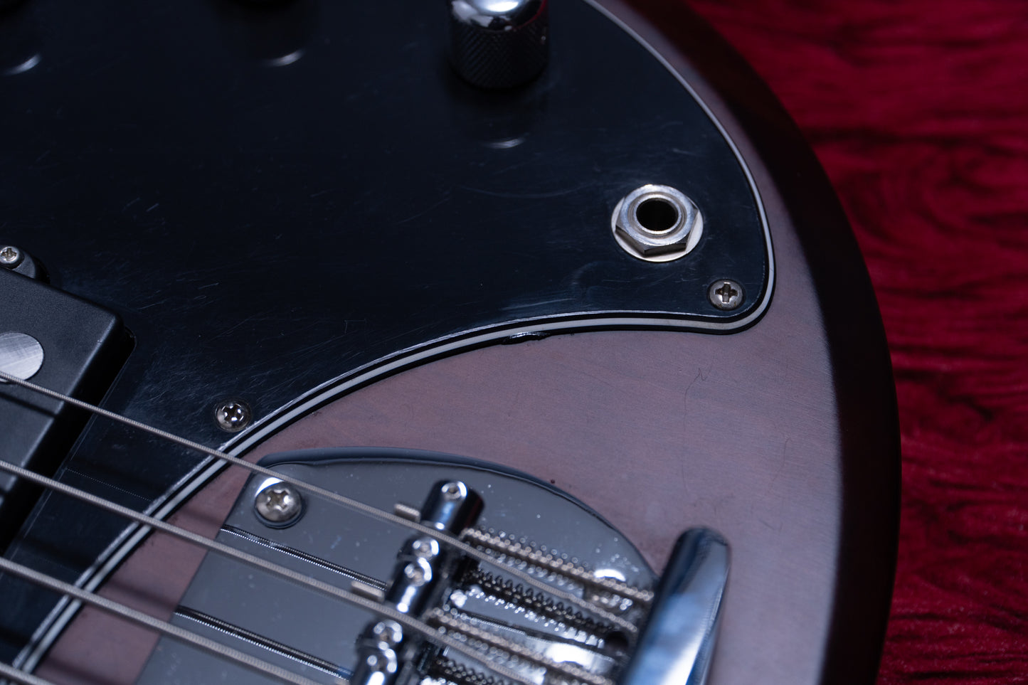【used】Sterling by MUSICMAN / Ray5 Walnut Satin 4.390kg #B073195【GIB Yokohama】