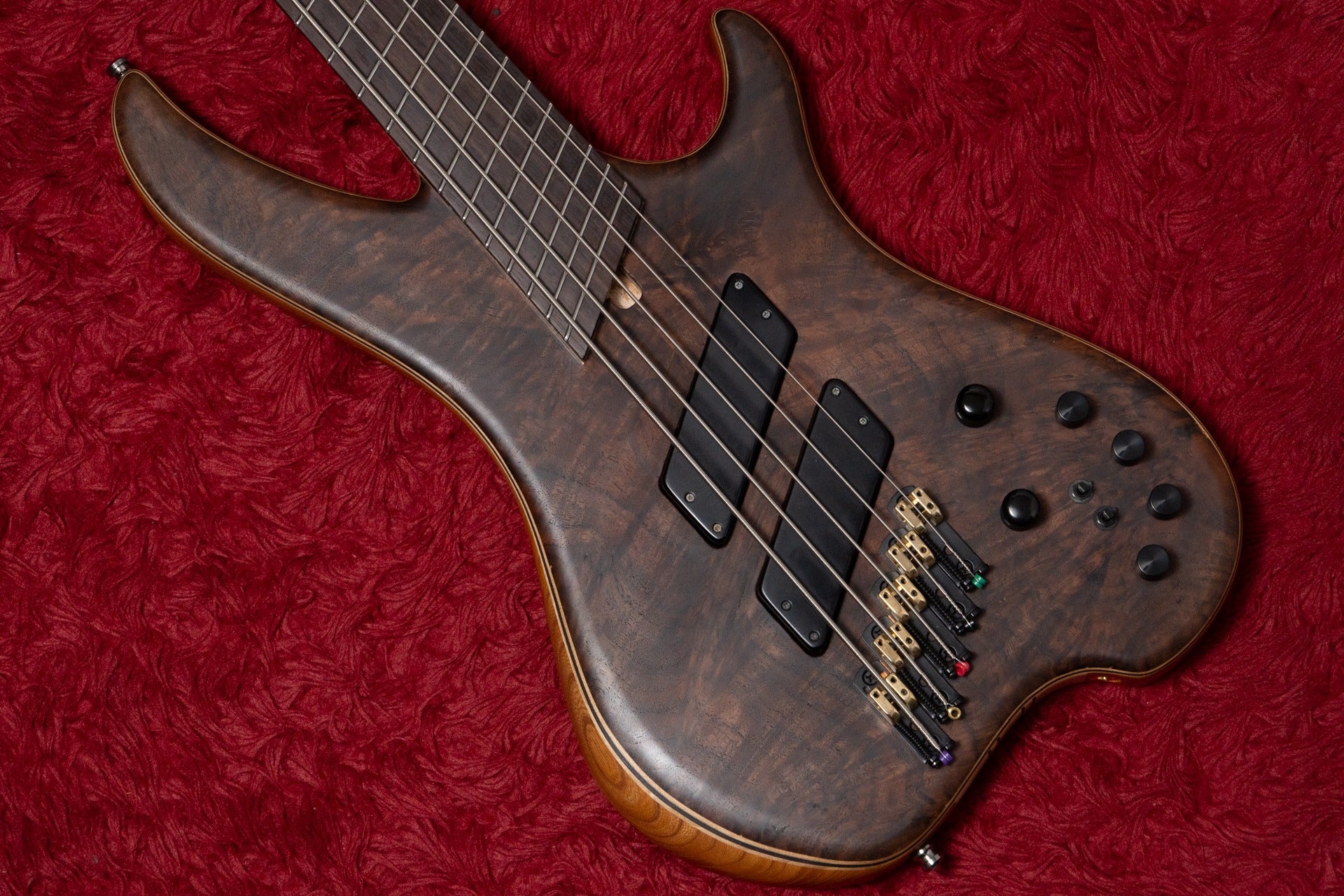 MADE IN JAPAN – Bass Shop Geek IN Box