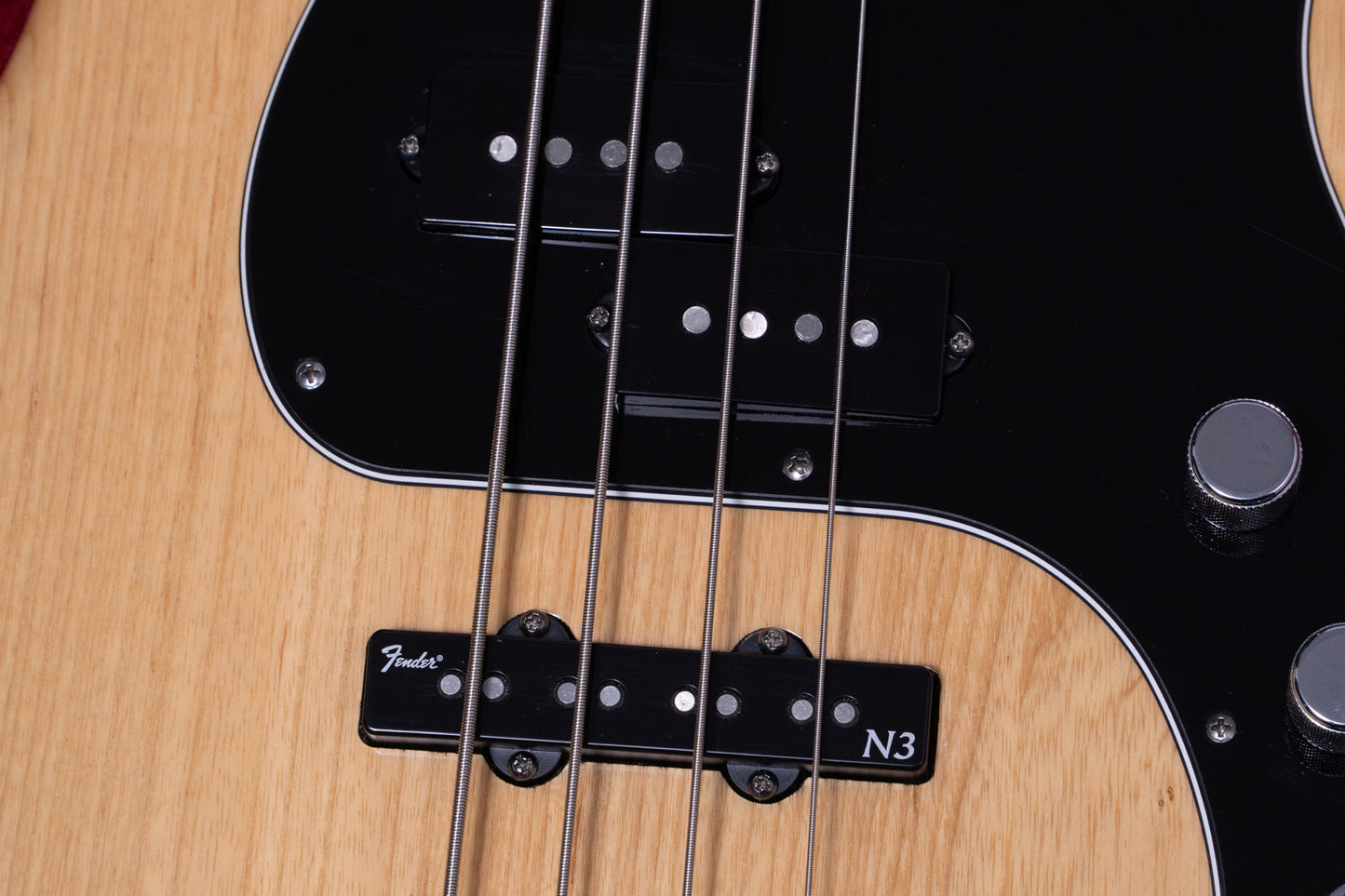 【used】Fender / American Deluxe Precision Bass N3 NAT 2015 3.910kg #US15023006【GIB Yokohama】