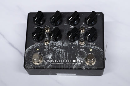 【used】Darkglass Electronics / Microtubes B7K Ultra v2 Aux IN Limited edition“The SQUID”【GIB Yokohama】