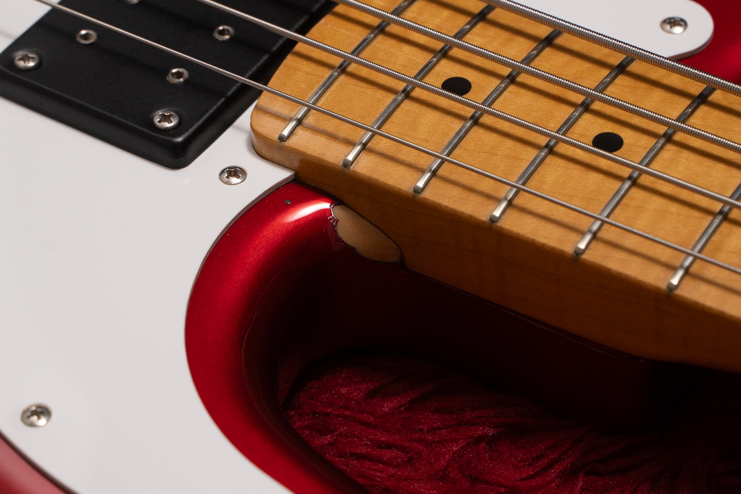 【used】Fender Japan / PB-57 Mod Metallic Red 1994 4.420kg #Q010312【GIB Yokohama】