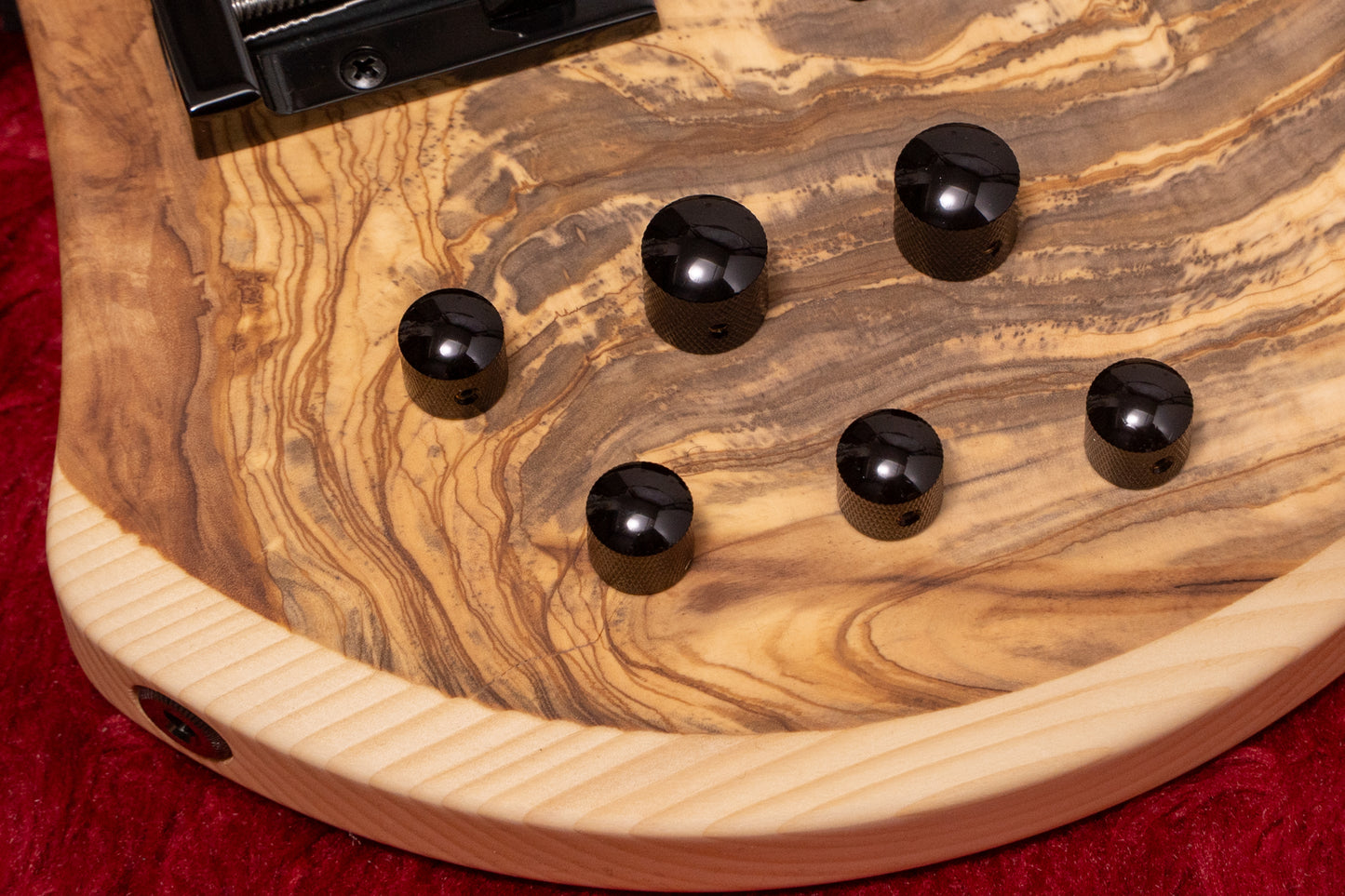 【new】Markbass / KILIMANJARO MAK-B / KLJF15 / B-MOLV 4.035kg #BA400144【GIB Yokohama】