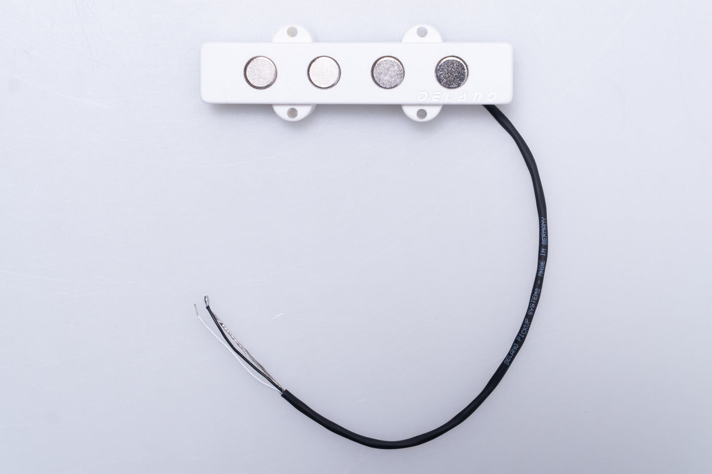 【new】Delano / JMVC 4 FE/M2 WHITE for 4strings【GIB Yokohama】