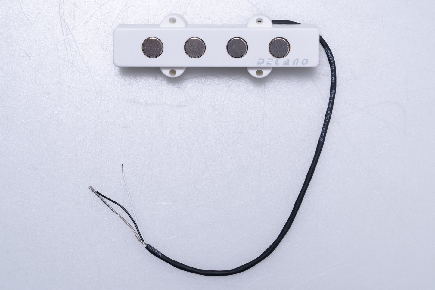 【new】Delano / JMVC 4 FE/M2 WHITE for 4strings【GIB Yokohama】