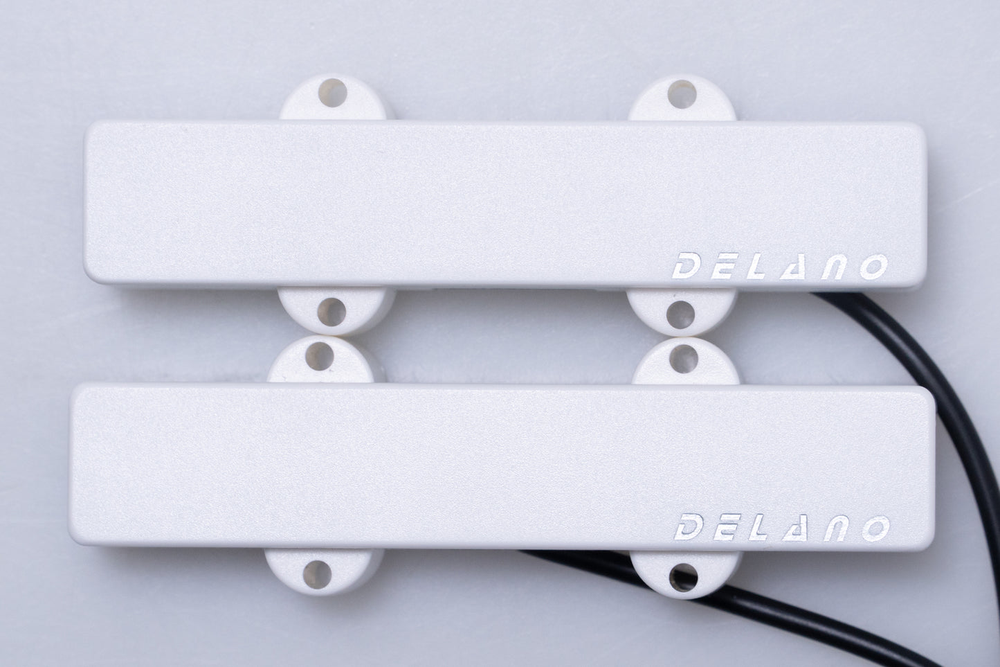 【new】Delano / JC 4 HE/M2 WHITE for 4strings【GIB Yokohama】