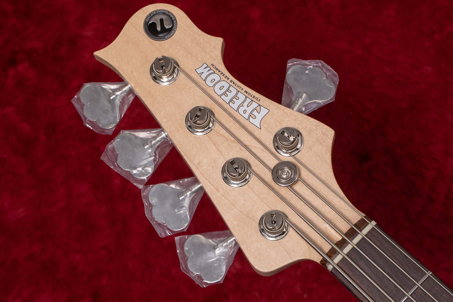 【new】Freedom Custom Guitar Research / C.S. Rhino 5st NAT 4.065kg #25041203【GIB Yokohama】