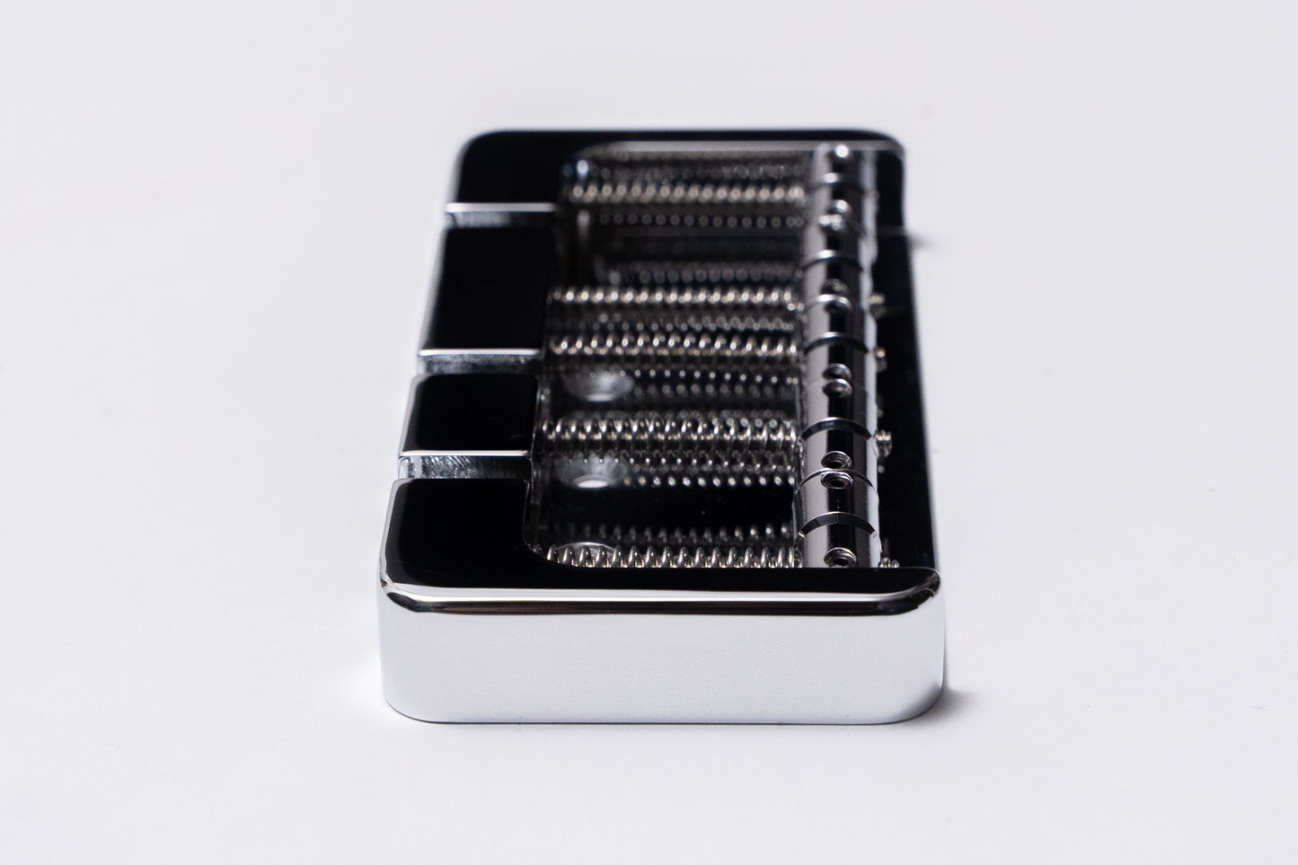 【used】HIPSHOT / 5 String B Style Bass Bridge Chrome .708 Aluminum【GIB Yokohama】