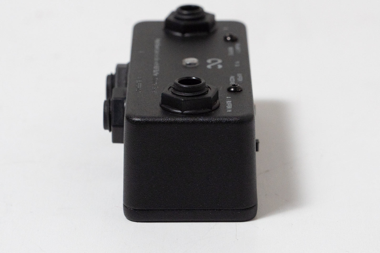 【used】One Control / Minimal Series Pedal Board Junction Box with BJF Buffer【GIB横浜エフェクター館】
