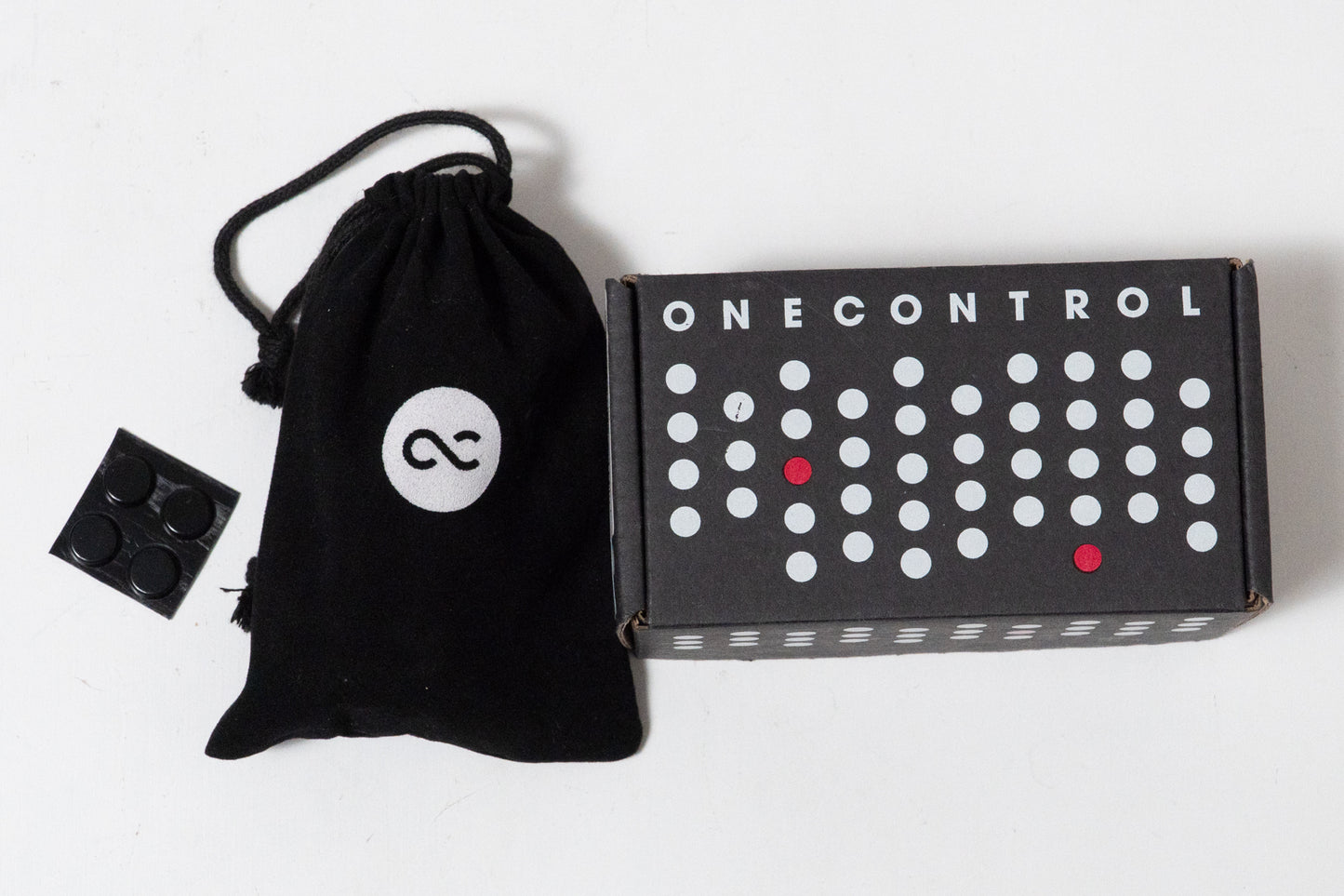 【used】One Control / Minimal Series Pedal Board Junction Box with BJF Buffer【GIB横浜エフェクター館】