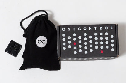 【used】One Control / Minimal Series Pedal Board Junction Box with BJF Buffer【GIB横浜エフェクター館】