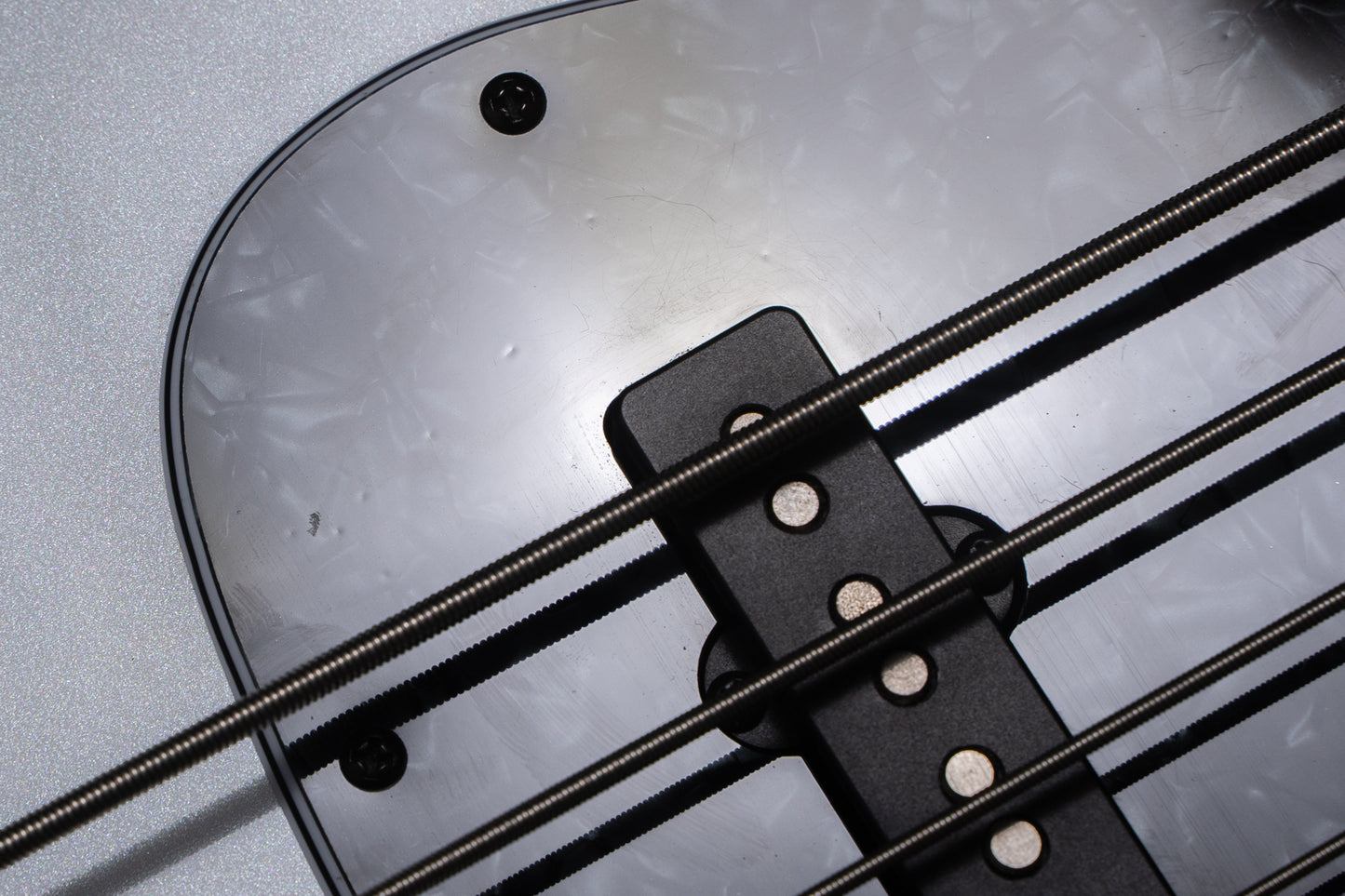 【used】Kikuchi Guitars / Custom Bass 5 Snowflake White Pearl 3.605kg #14【Consignment】【GIB Yokohama】