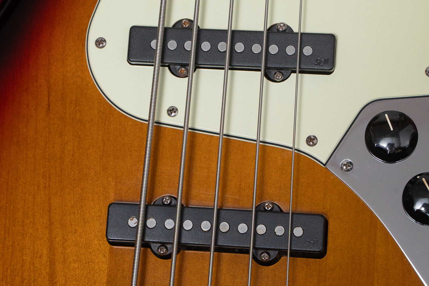 【used】Fender / American Deluxe Jazz Bass V 3CS 2007 4.050kg #DZ7060301【GIB Yokohama】