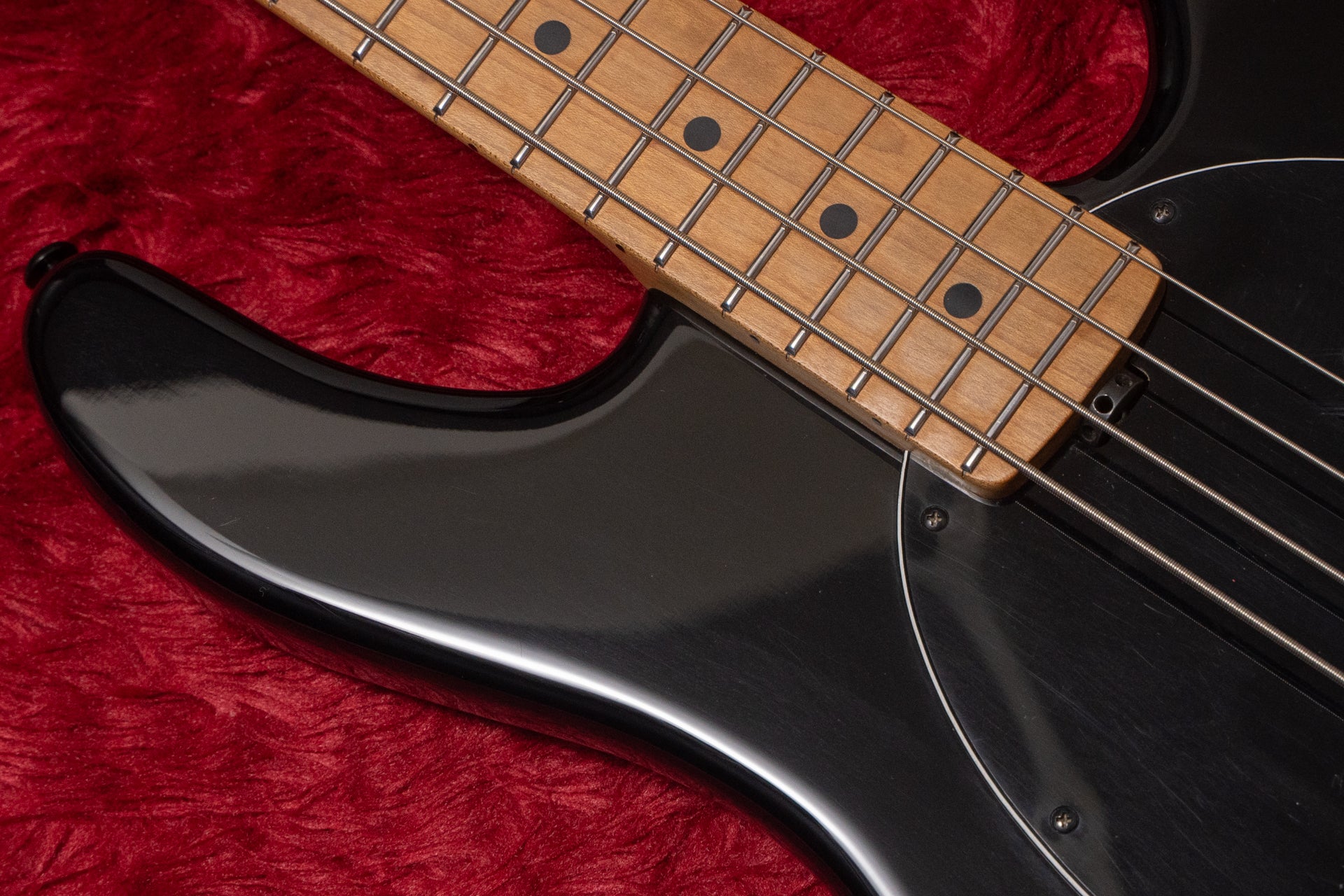 used】Ernie Ball Music Man / Stingray Special 1H Black 2022 2022