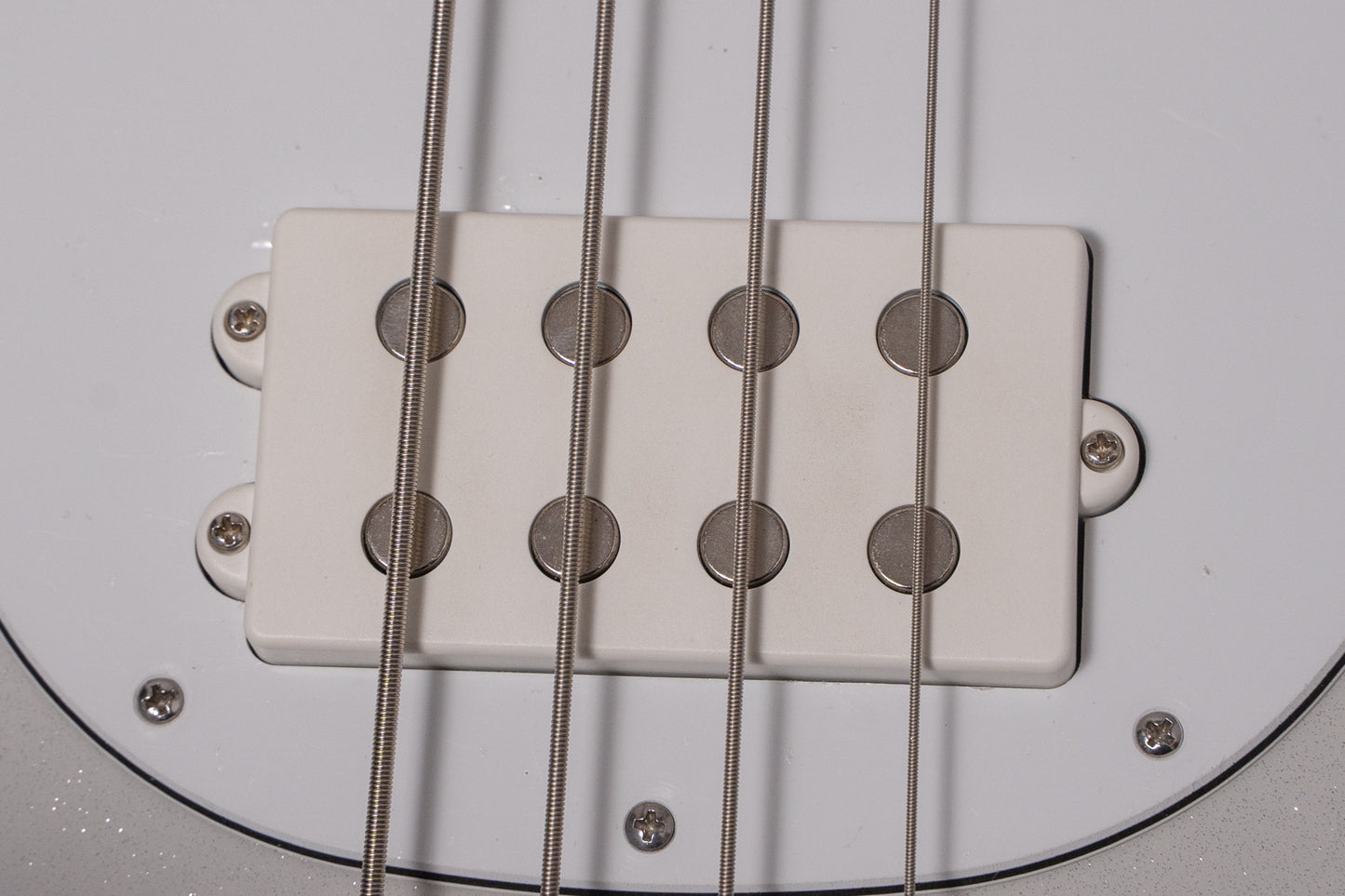 【used】Ernie Ball Music Man / StingRay Special WT Snowy Night 2022 4.085kg #F95747【GIB Yokohama】