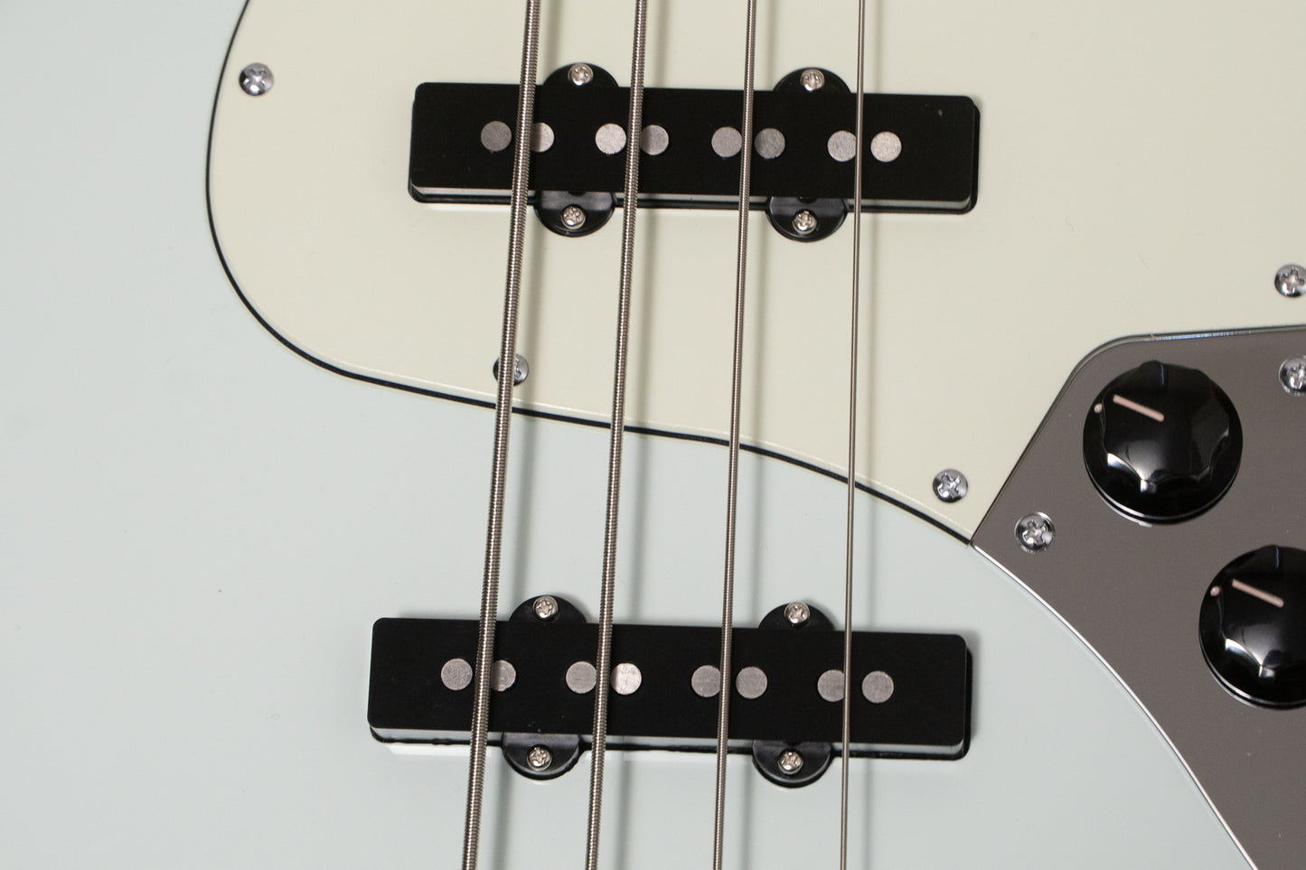 【new】EVERTONE GUITARS / Walkurey‑JB sonic blue 4.215kg 【GIB Yokohama】