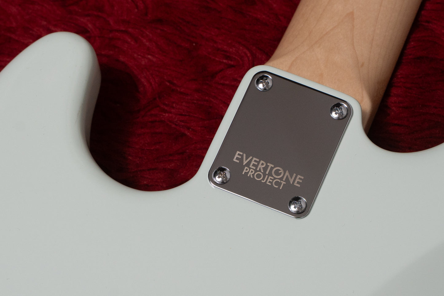 【new】EVERTONE GUITARS / Walkurey‑JB sonic blue 4.215kg 【GIB Yokohama】