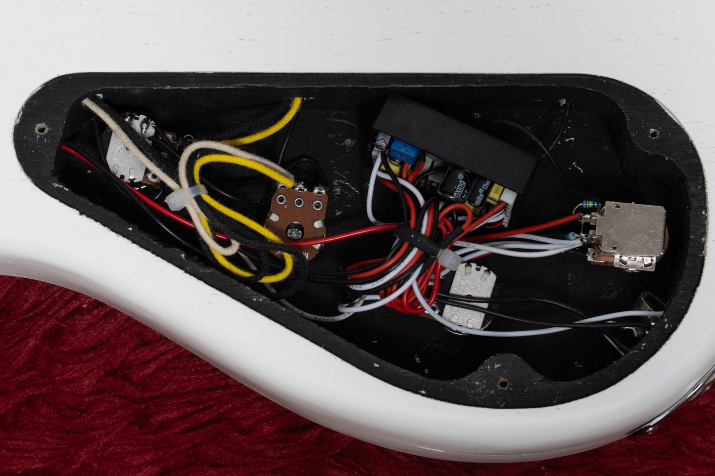 【new】Sire / V6-4 AWH 3.050kg #2N25050896【GIB Yokohama】