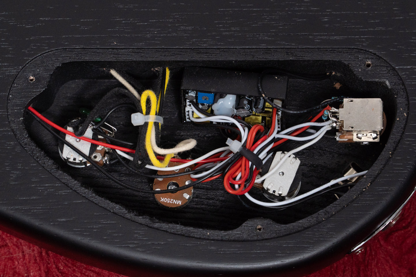 【new】Sire / P6-4 BK 3.340kg #2N25080375【GIB横浜】