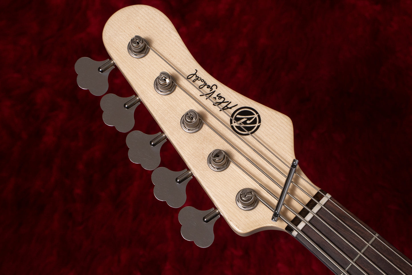 【new】AV BASSES / AVP5 Tea Green Glossy 3.960kg #AVP5-2025-03【GIB Yokohama】