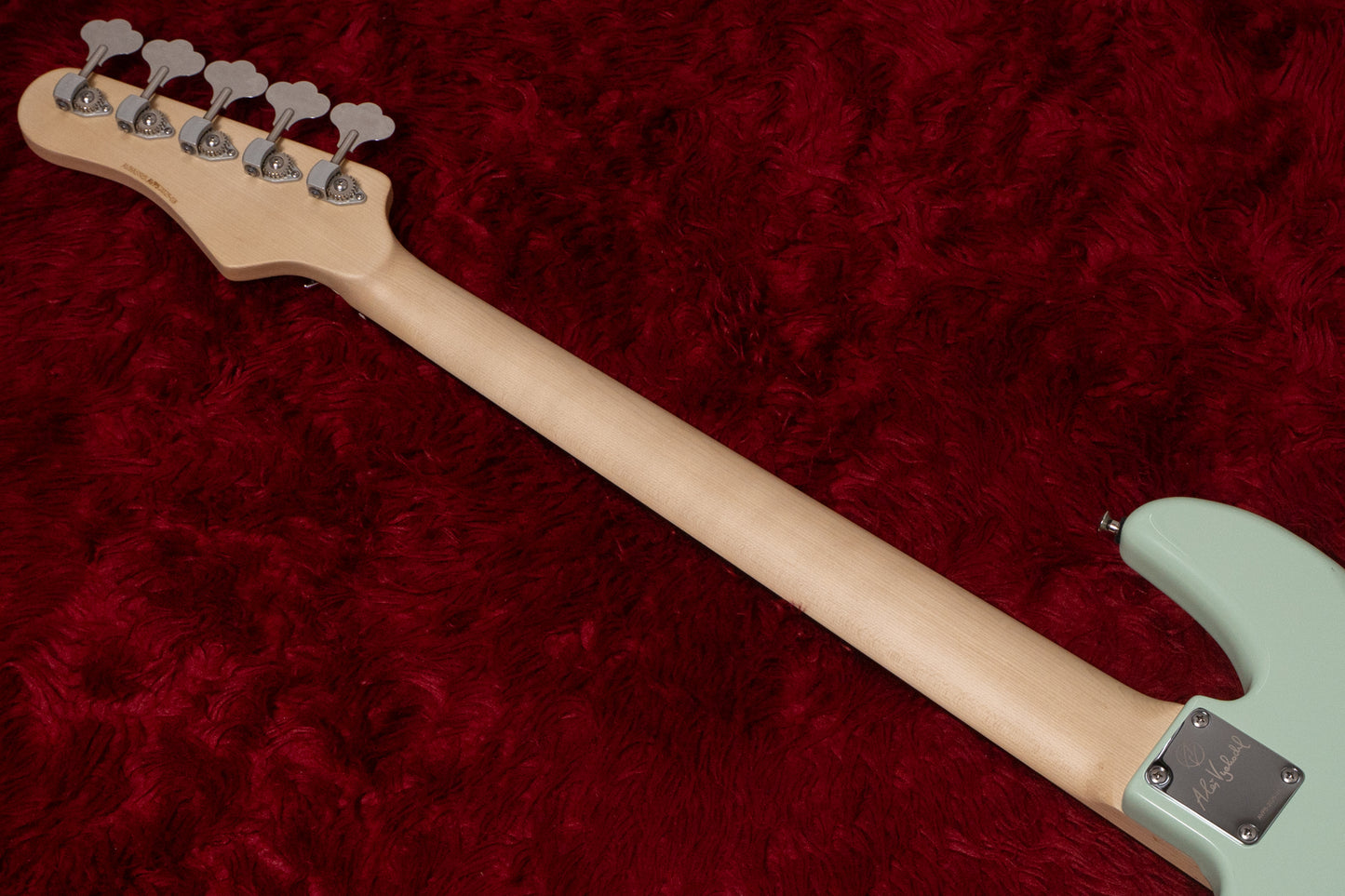 【new】AV BASSES / AVP5 Tea Green Glossy 3.960kg #AVP5-2025-03【GIB Yokohama】