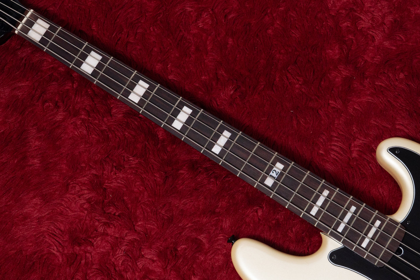 【used】Fender / Duff McKagan Deluxe Precision Bass White Pearl 2023 4.300kg #MXD2301067【GIB Yokohama】