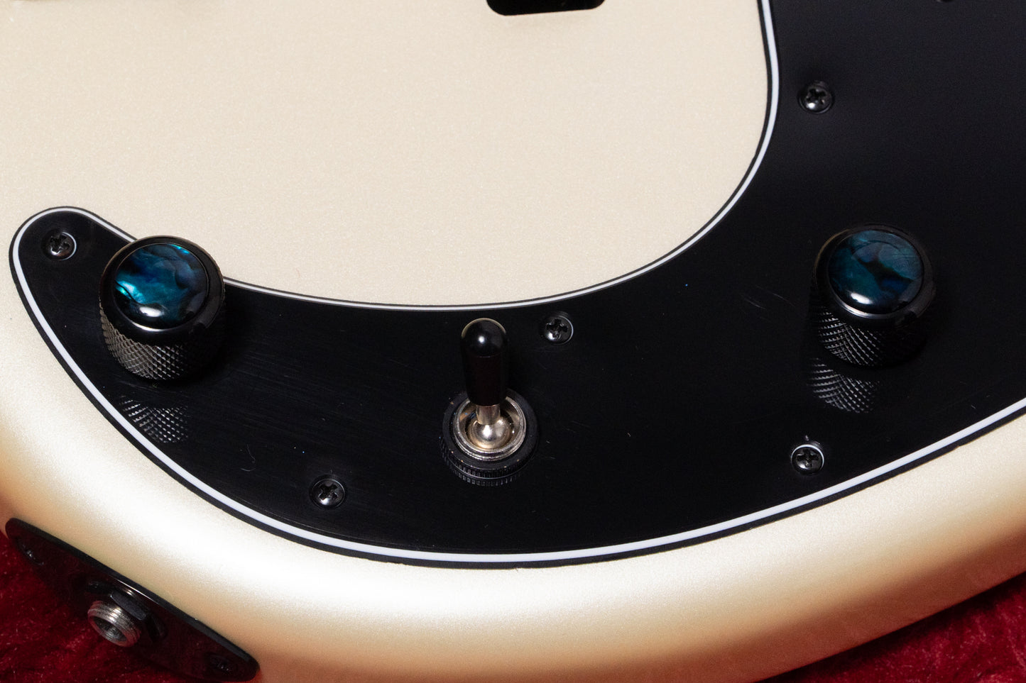 【used】Fender / Duff McKagan Deluxe Precision Bass White Pearl 2023 4.300kg #MXD2301067【GIB Yokohama】