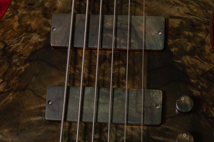 【new】D'Mark Guitars / ALPHA 6 Special Reserve Series Amazon Green 4.340kg #25B0006【GIB Yokohama】