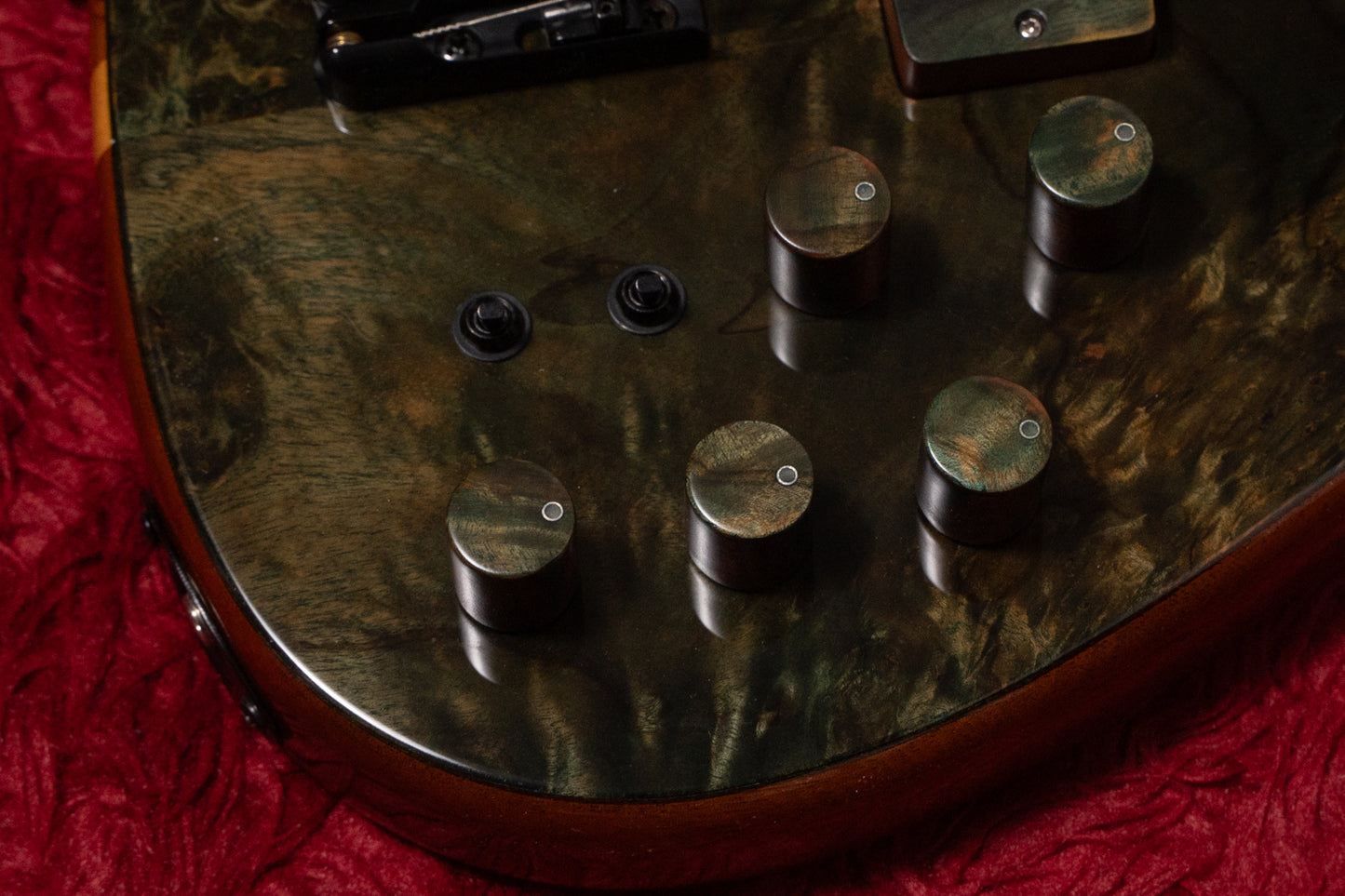 【new】D'Mark Guitars / ALPHA 6 Special Reserve Series Amazon Green 4.340kg #25B0006【GIB Yokohama】