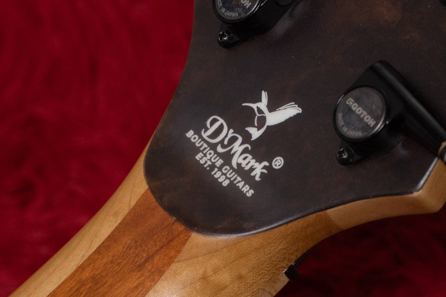 【new】D'Mark Guitars / ALPHA 6 Special Reserve Series Amazon Green 4.340kg #25B0006【GIB Yokohama】