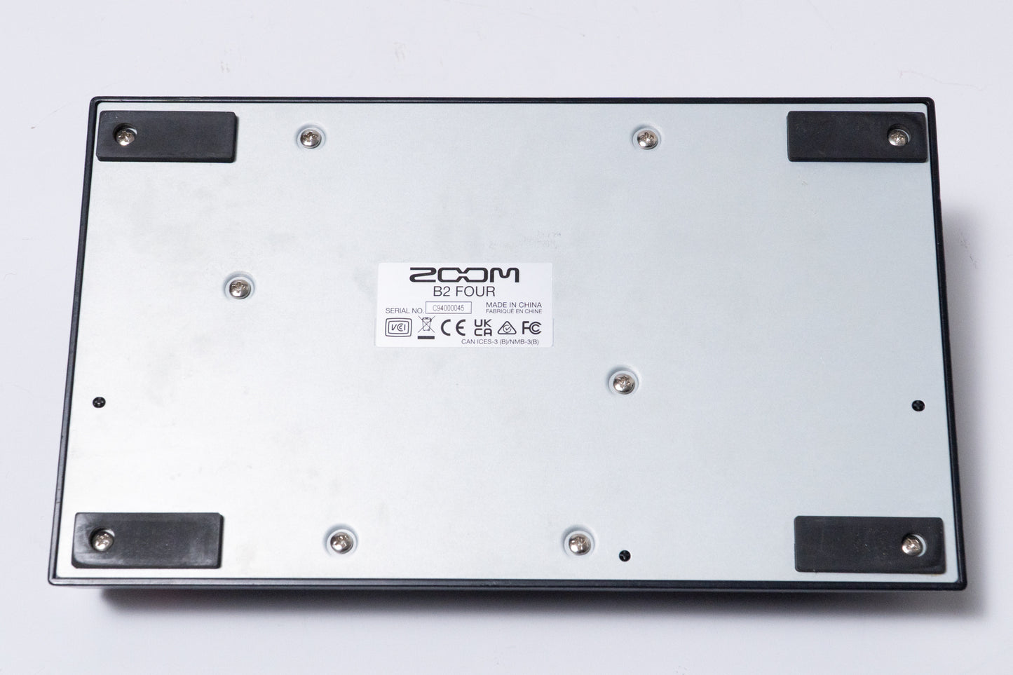 【used】ZOOM / B2 Four【GIB Yokohama】