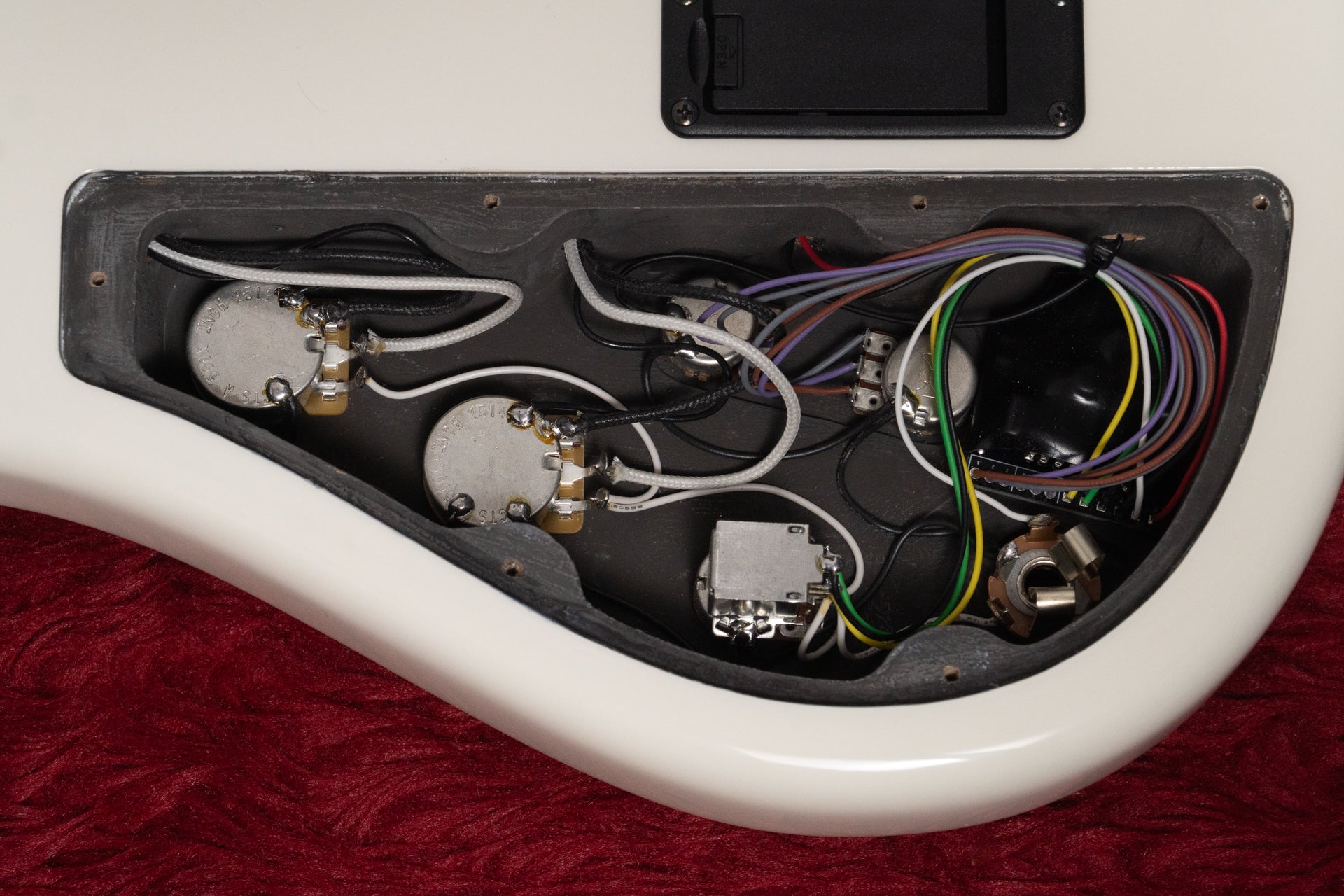 new】JIENIE BASSES / Essential MJ-5 White 3.860kg【GIB Yokohama