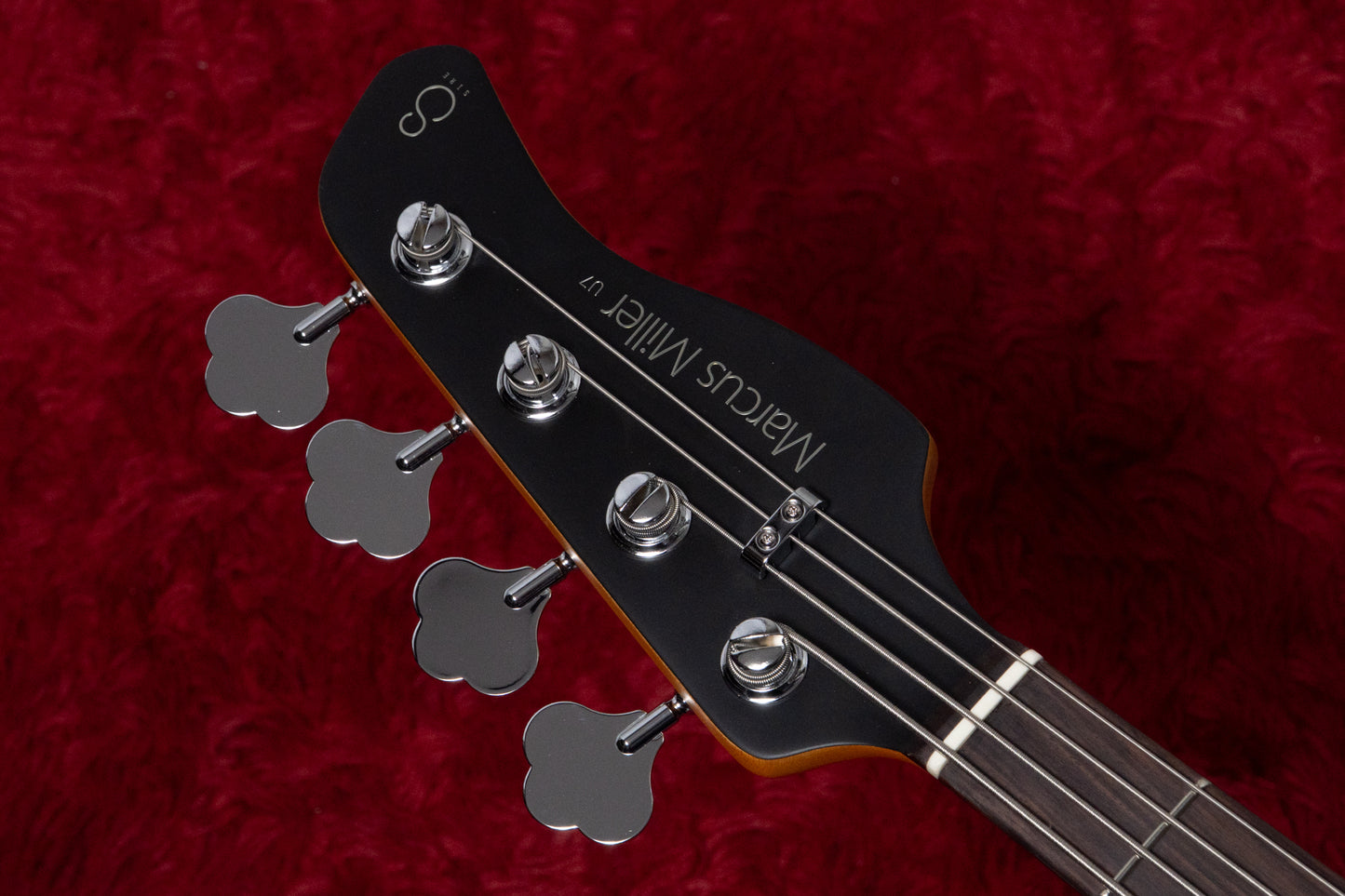 【new】Sire / U7-4 BK.S 4.055kg #2N25850377【GIB Yokohama】