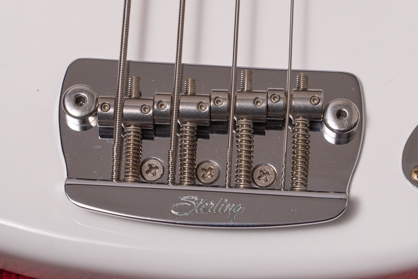 【used】Sterling by MUSIC MAN / RAY34 White 4.510kg #SR16806【GIB Yokohama】