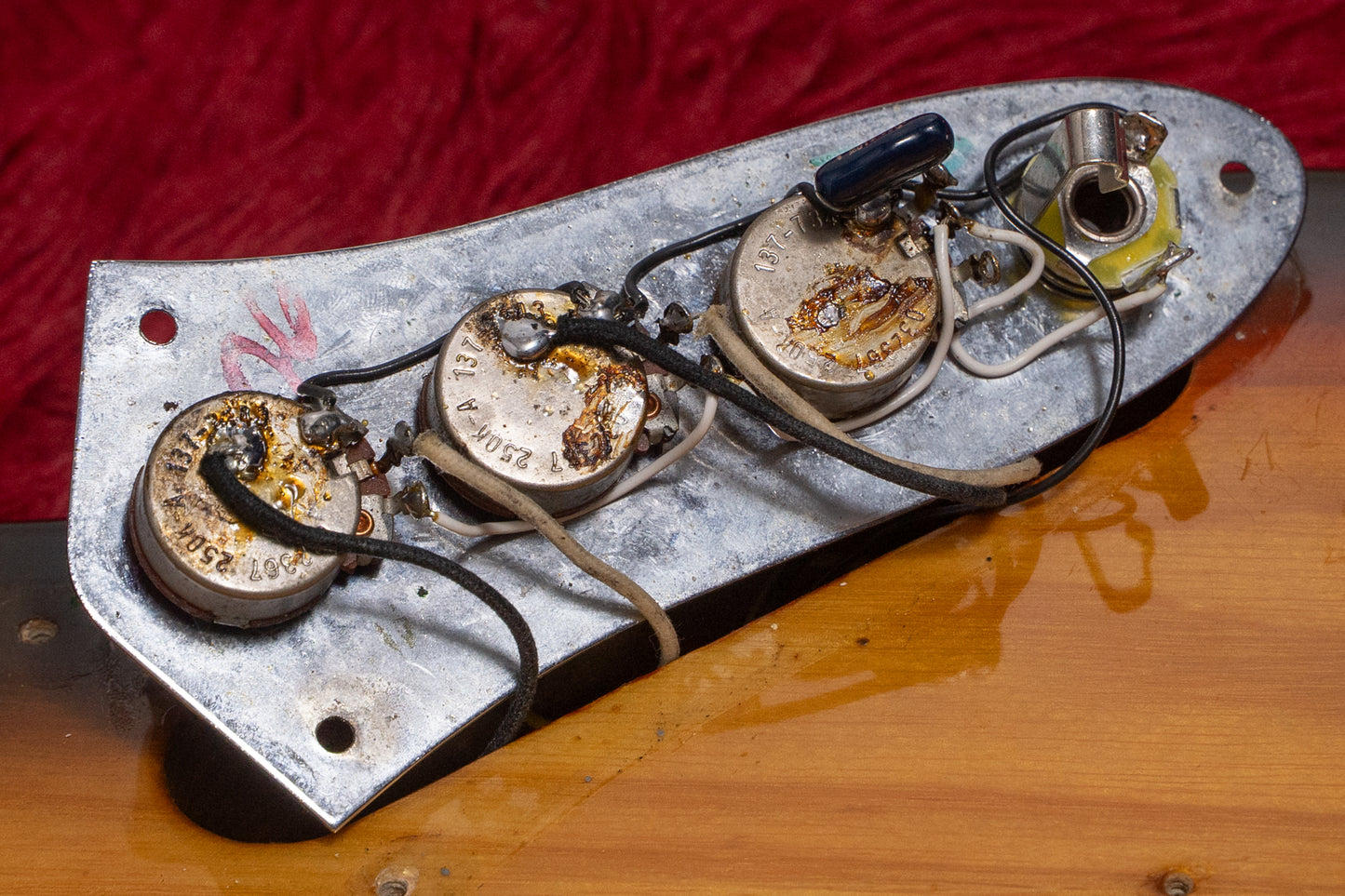 【used】Fender / 1970s Jazz Bass 3TS 5.590kg【GIB Yokohama】
