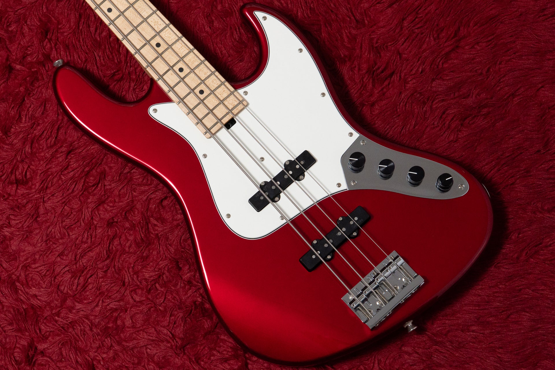 【中古美品】Sadowsky Metroline Express MV4E 中古)Sadowsky サドウスキー / Metroline Express MV4E IBM Ice Blue