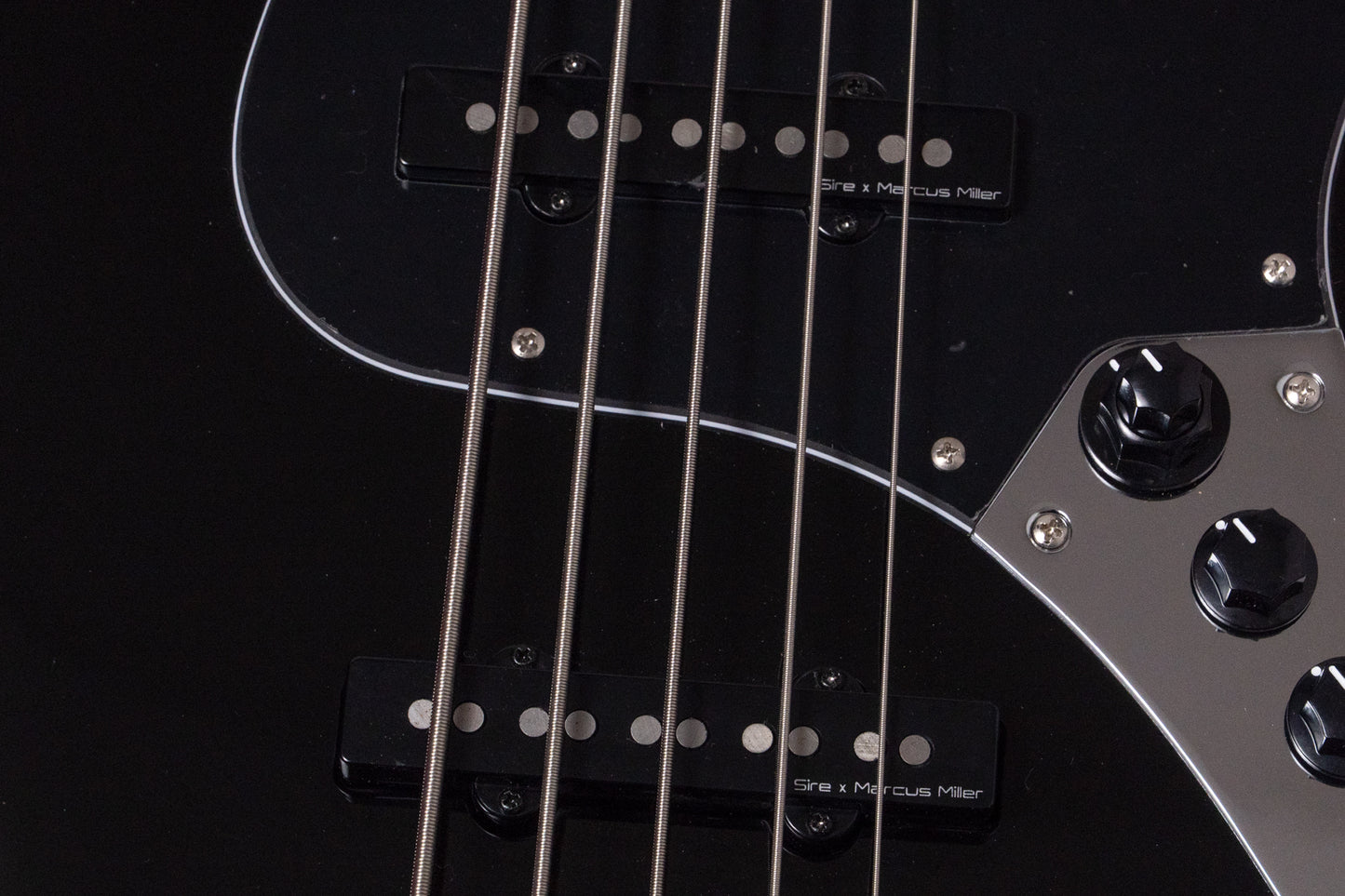 【new】Sire / V7 Vin Alder-5 BK 4.930kg #2N25330259【GIB Yokohama】