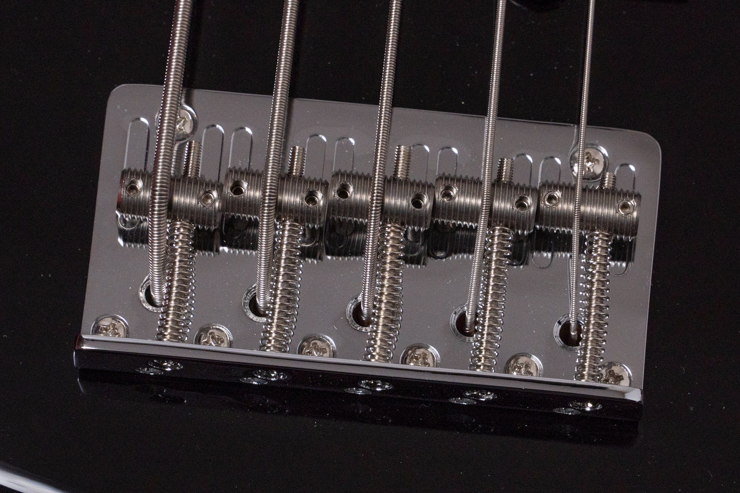 【new】Sire / V7 Vin Alder-5 BK 4.930kg #2N25330259【GIB Yokohama】