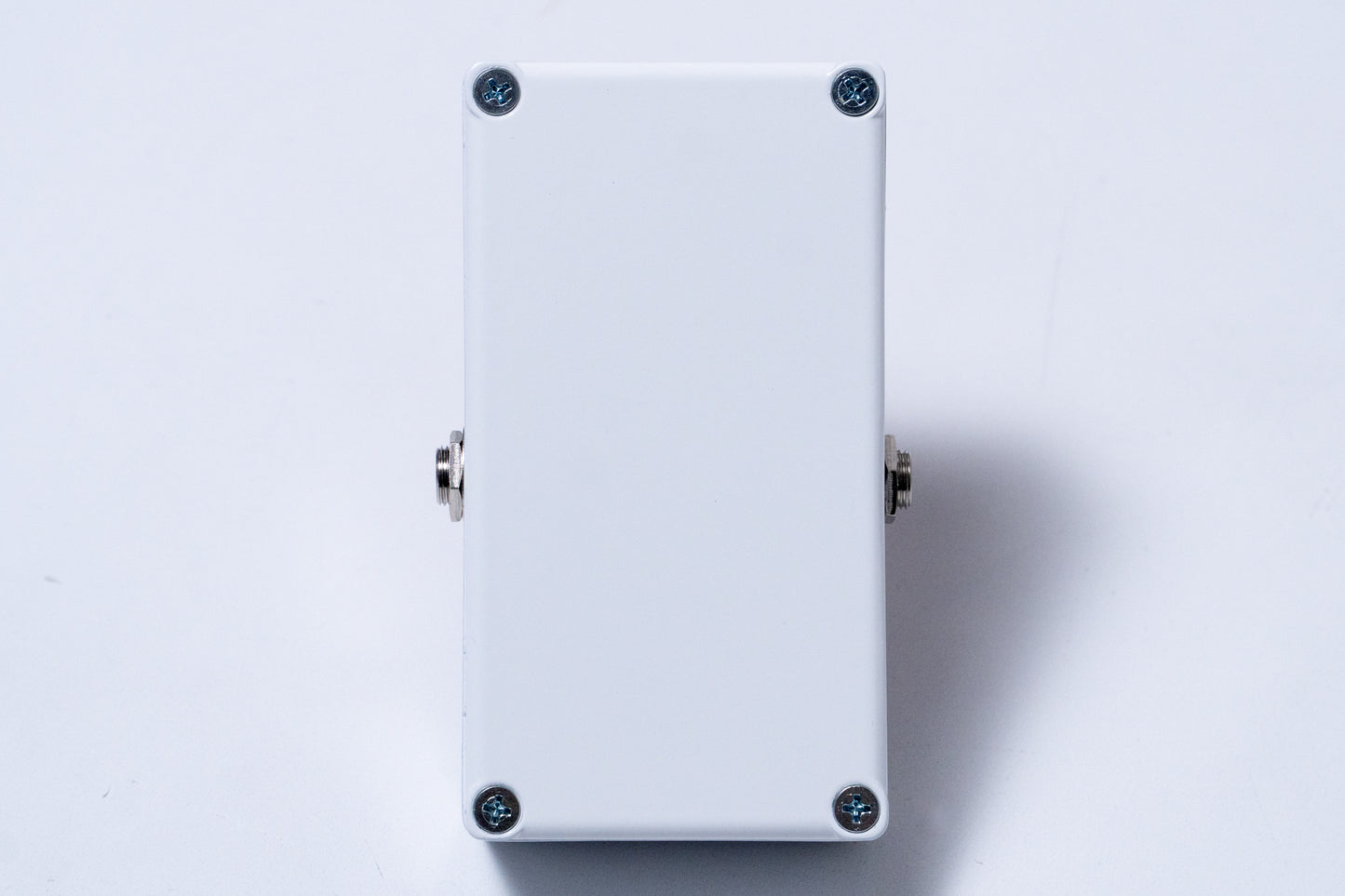 【new】AKIMA&NEOS / Bottom Gear “Custom White” GIB Limited【GIB Yokohama】