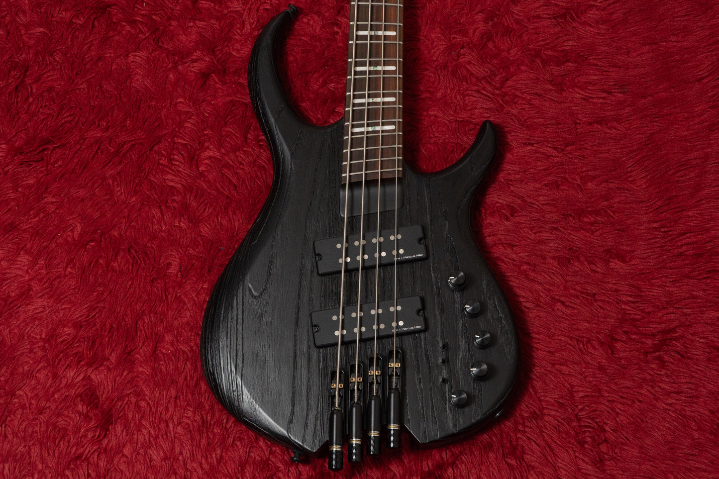 【new】Sire / M6-4 BK.S 3.290kg #2N25H10426【GIB Yokohama】