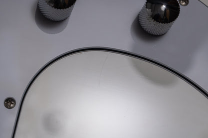 【used】woofy basses / ONE series Woo 5 White 4.115kg【GIB Yokohama】