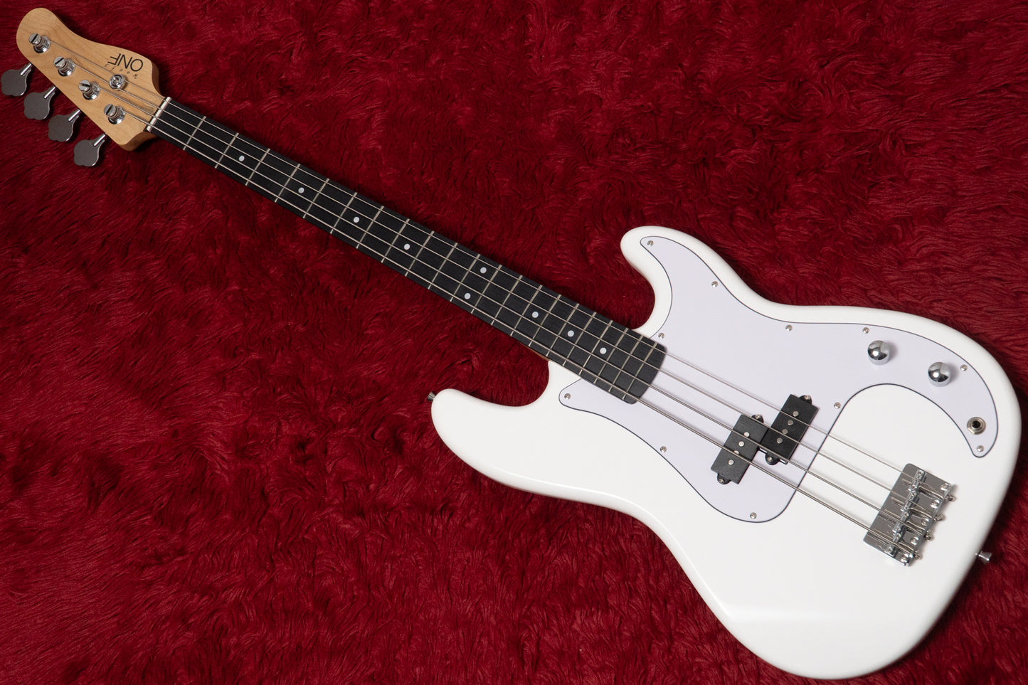 【used】woofy basses / ONE series Woo 4 White 4.465kg【GIB Yokohama】