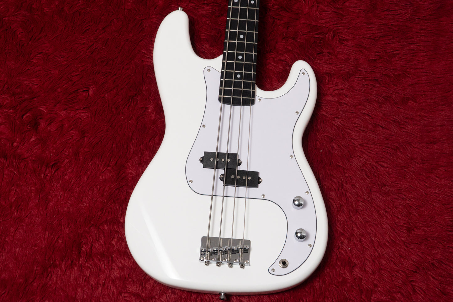 【used】woofy basses / ONE series Woo 4 White 4.465kg【GIB Yokohama】
