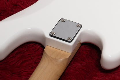【used】woofy basses / ONE series Woo 4 White 4.465kg【GIB Yokohama】