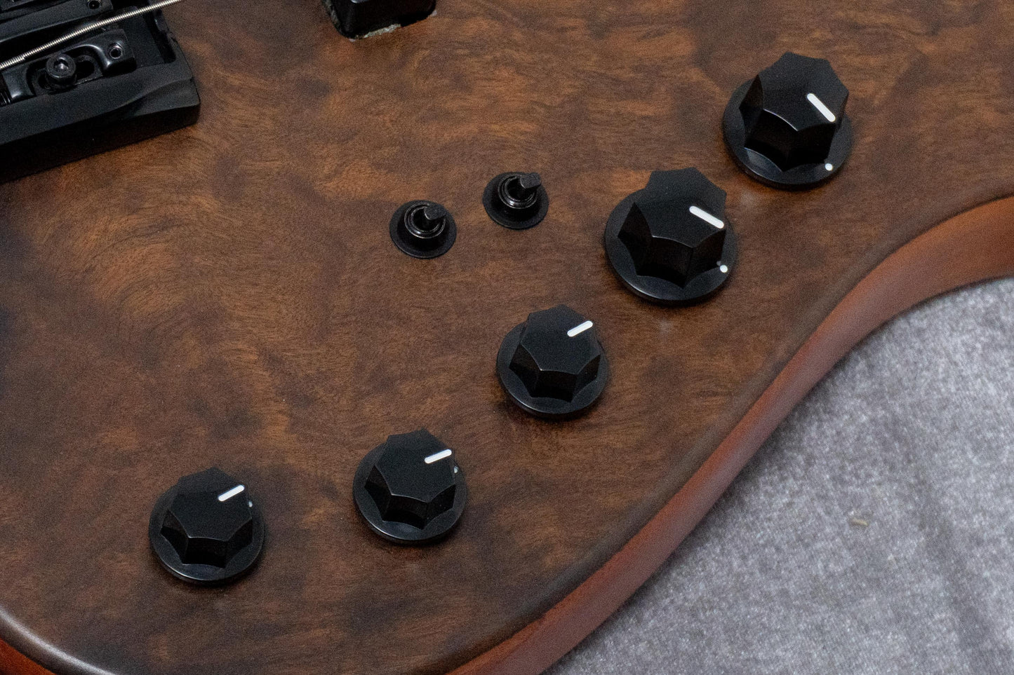 【outlet】D'Mark Guitars / JbX8 Special Reserve Exotic Imbuia 3.680kg #25D 0002【GIB Hyogo】